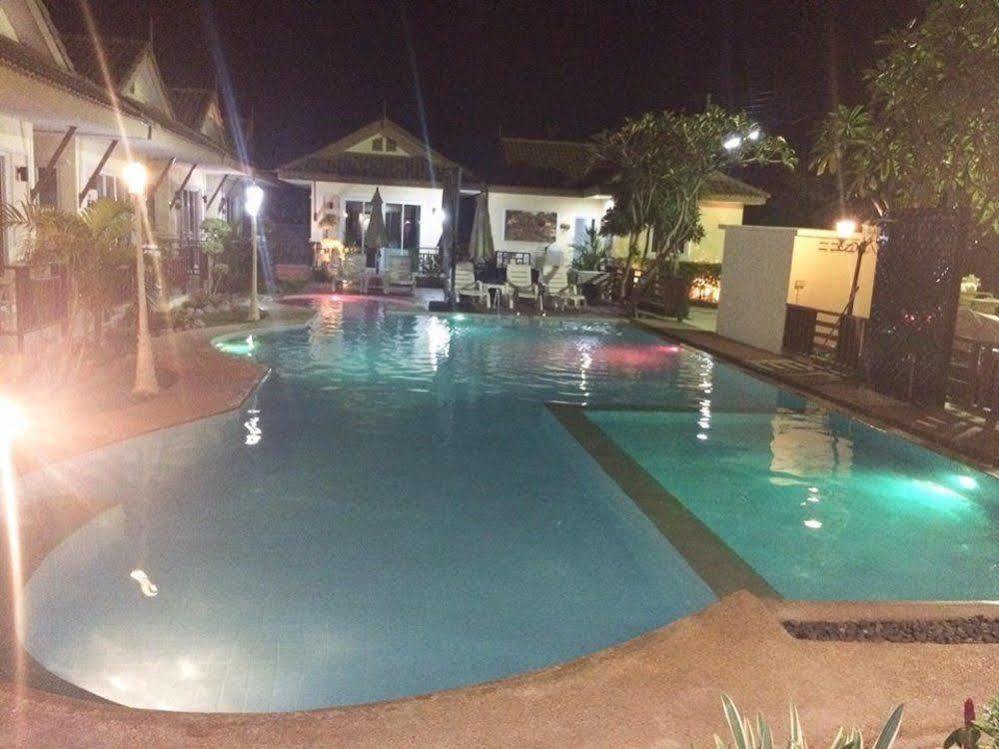 Charm Resort Ча-Ам Екстер'єр фото