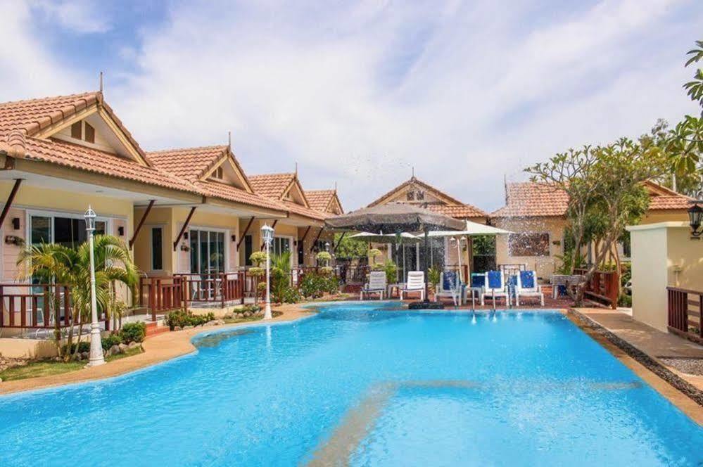 Charm Resort Ча-Ам Екстер'єр фото