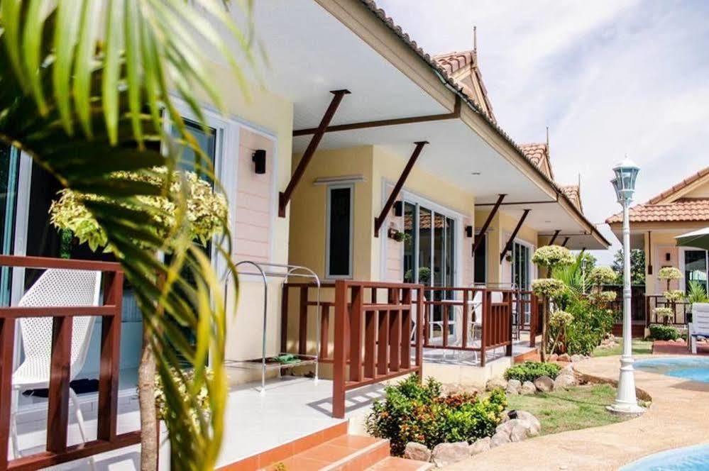 Charm Resort Ча-Ам Екстер'єр фото